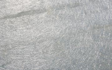 Howtel laminate fibreglass or shingles?